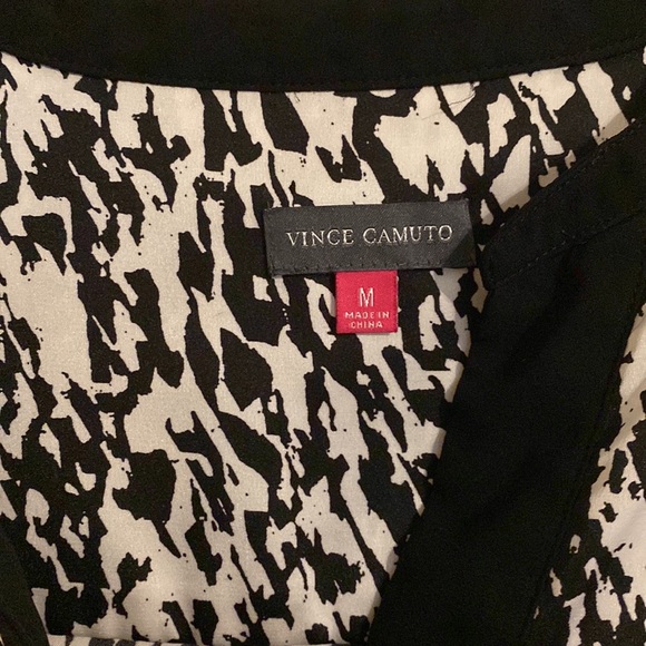 Vince Camuto Black and White Blouse Medium - Picture 2 of 3